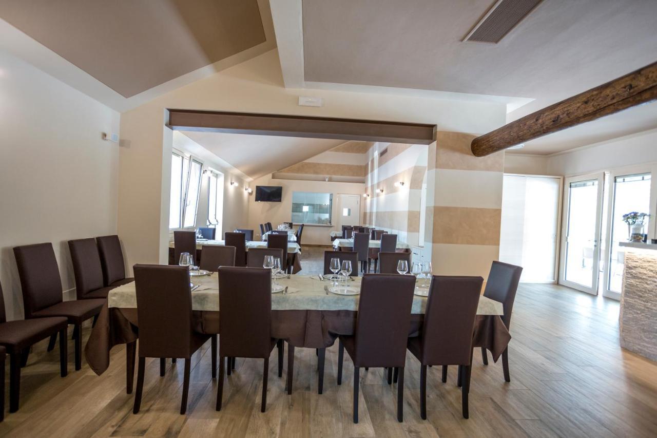 Agriturismo Corte Casello Gazoldo degli Ippoliti ภายนอก รูปภาพ