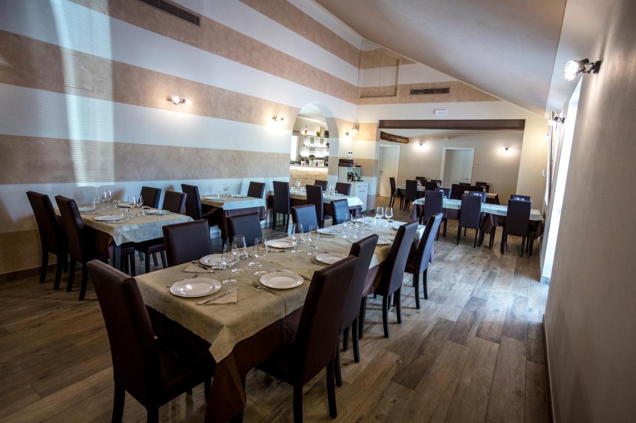 Agriturismo Corte Casello Gazoldo degli Ippoliti ภายนอก รูปภาพ